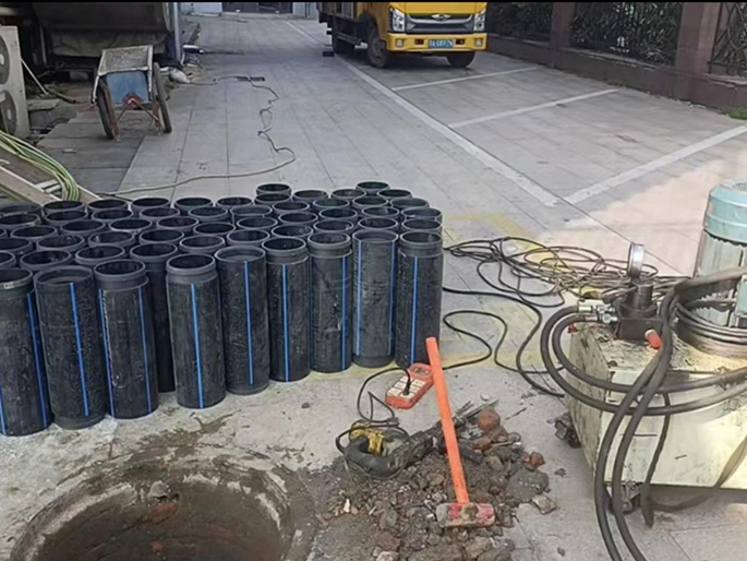 闽清PE置换管厂家 DN315置换管 非开挖管短管置换